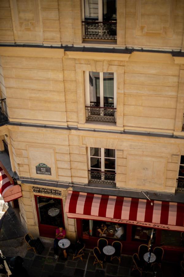 Hotel Les Deux Gares Paris Exterior photo