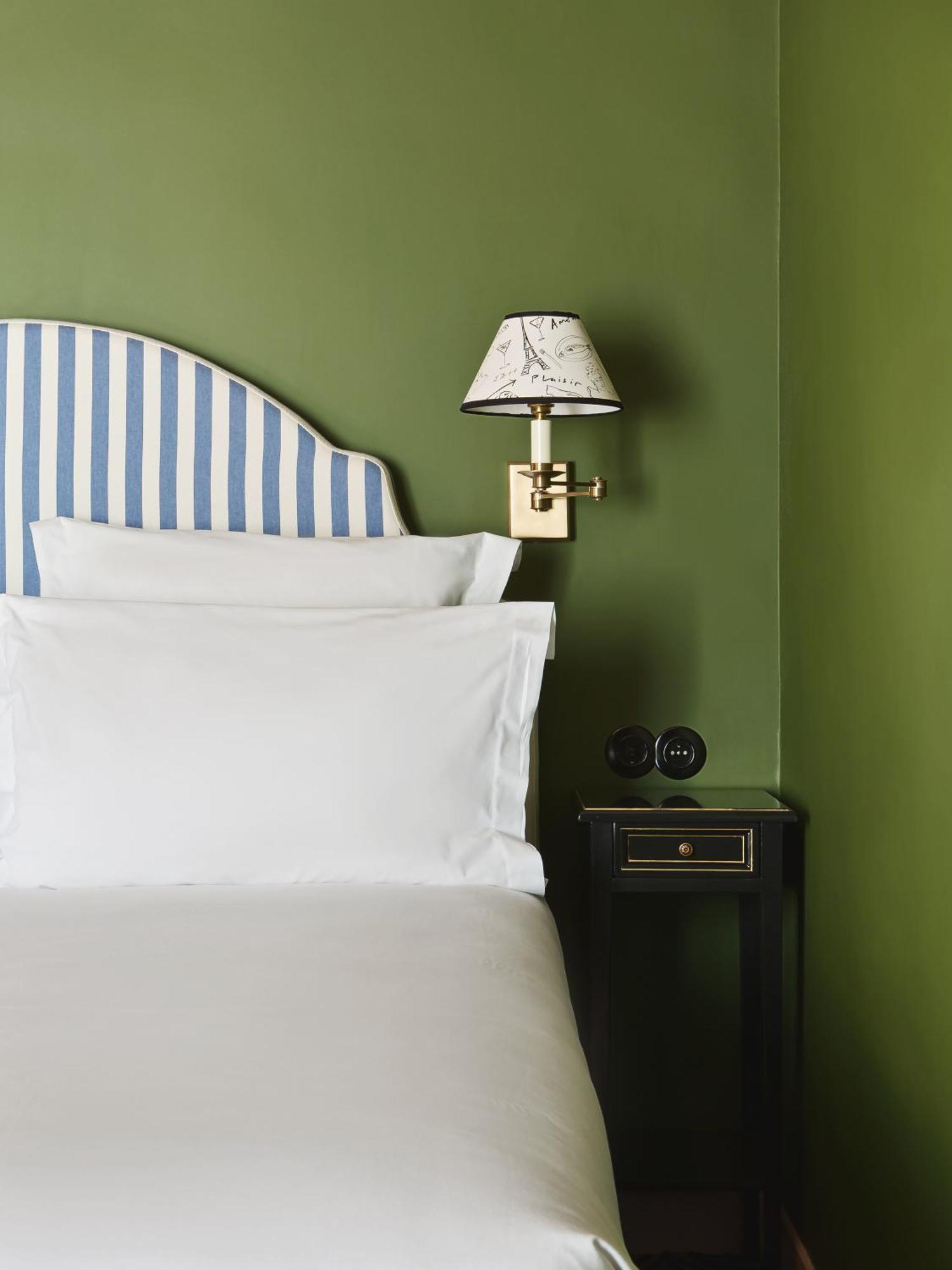 Hotel Les Deux Gares Paris Room photo