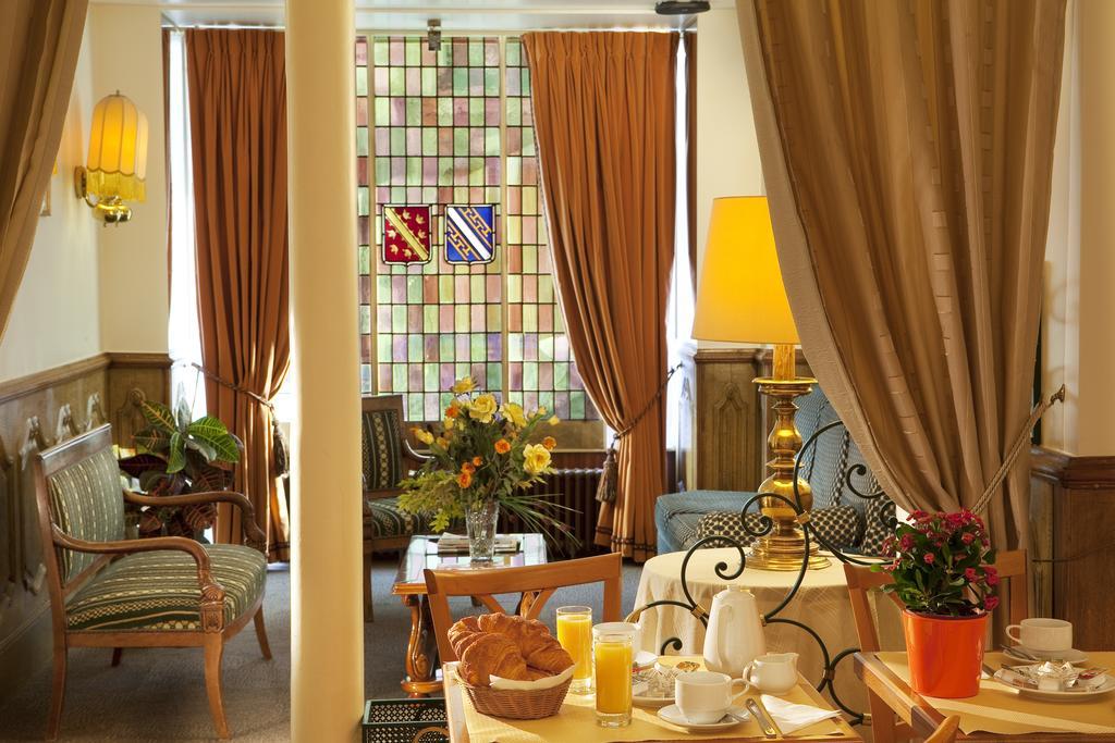 Hotel Les Deux Gares Paris Exterior photo